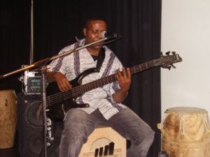 Porth , 2007 © Bassist Robert Odametey