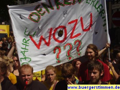 Pressefoto: http://www.buergerstimmen.de/ , 2009 © Demo am 17. Juni - 017 - ich habe mich geärgert, dass ich keine Ohrenstöüsel mitgenommen habe. Es war laut..jpg
