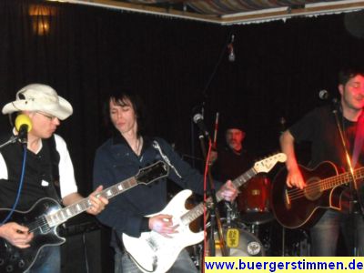 Pressefoto: http://www.buergerstimmen.de/ , 2010 © Die Mark Prang Band - von links - Helmut Krieglstein, Mark Prang, Larry Rosscoe und Heiko Führer_