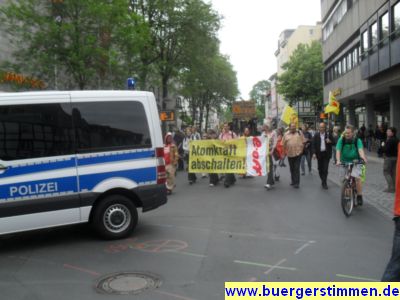 Pressefoto: http://www.buergerstimmen.de/ , 2011 © Einzug des Demonstrationszuges in die Göttinger Innenstadt