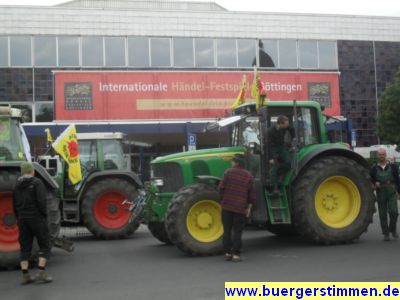 Pressefoto: http://www.buergerstimmen.de/ , 2011 © Ein wichtiger Sponsor der Händelfestspiele ist e.on - Ob den Demonstranten dies bewusst war