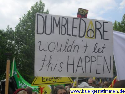 Pressefoto: http://www.buergerstimmen.de/ , 2011 © Banner - Dumbledore wouldn't let this happen